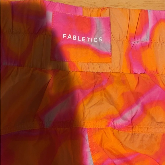 Fabletics shorts - Picture 4 of 6